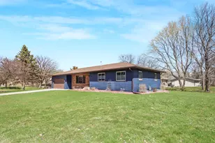 2 6th Ave S, Sartell, MN 56377 - Photo 2