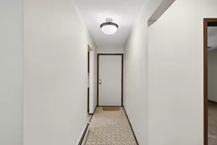 8818 Aldrich Ave S, Bloomington, MN 55420 - Photo 6