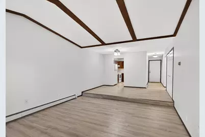 8818 Aldrich Avenue S, Bloomington, MN 55420 - Photo 10