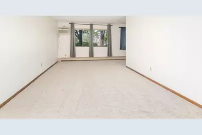 4101 Parklawn Avenue #130, Edina, MN 55435 - Photo 2