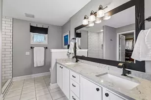 1944 Creek View Ct, Chanhassen, MN 55317 - Photo 32