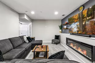 1944 Creek View Ct, Chanhassen, MN 55317 - Photo 42