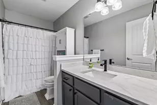 1944 Creek View Ct, Chanhassen, MN 55317 - Photo 38