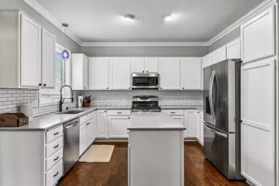 1944 Creek View Court, Chanhassen, MN 55317 - Photo 16