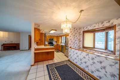 614 S Shore Drive, Detroit Lakes, MN 56501 - Photo 6