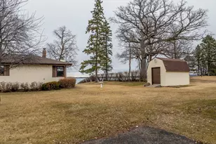 614 S Shore Dr, Detroit Lakes, MN 56501 - Photo 32