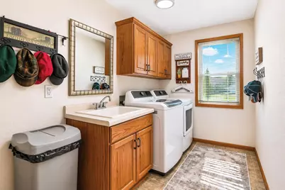 870 Brook Lane NE, Owatonna, MN 55060 - Photo 2