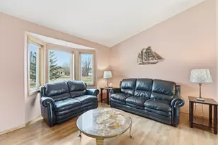 521 Walnut St, Rockville, MN 56320 - Photo 8