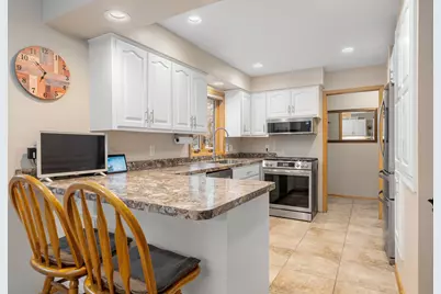 307 21st Street NW, Austin, MN 55912 - Photo 16