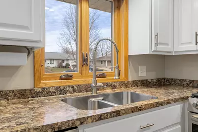 307 21st Street NW, Austin, MN 55912 - Photo 14