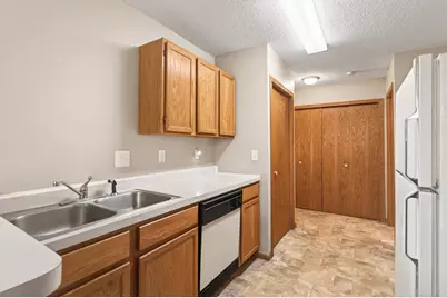 8184 Middletown Road, Spring Lake Park, MN 55432 - Photo 12
