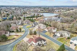 535 Majestic Oaks Ct, Eagan, MN 55123 - Photo 46