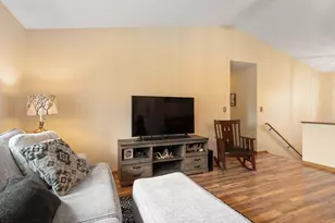 1015 Ridge Rd, Owatonna, MN 55060 - Photo 6