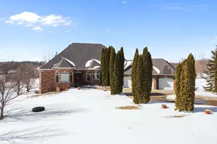 5241 Yvette St, Loretto, MN 55357 - Photo 88