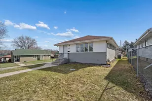 4257 5th St NE, Columbia Heights, MN 55421 - Photo 2