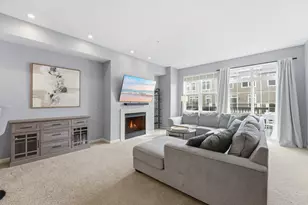 8103 Oakview Dr N, Maple Grove, MN 55369 - Photo 4