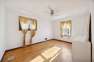 3256 Hampshire Ave N, Crystal, MN 55427 - Photo 8