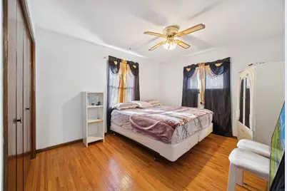 3256 Hampshire Avenue N, Crystal, MN 55427 - Photo 4