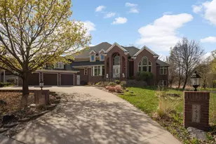 2437 Sunset Ct, Little Canada, MN 55117 - Photo 12