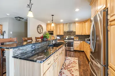 7282 Blackberry Lane, Duluth, MN 55803 - Photo 8