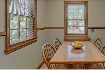 1745 Eleanor Avenue, Saint Paul, MN 55116 - Photo 8