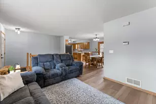 711 303rd Ave NW, Cambridge, MN 55008 - Photo 4