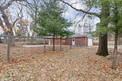 735 Warner Avenue N, Mahtomedi, MN 55115 - Photo 4