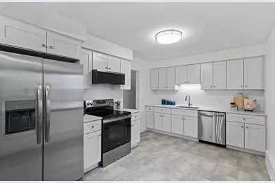 735 Warner Avenue N, Mahtomedi, MN 55115 - Photo 8