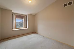 14283 Estates Ave, Apple Valley, MN 55124 - Photo 12