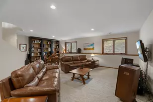 14207 41st Ave N, Plymouth, MN 55446 - Photo 16