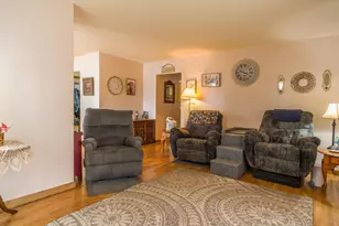 415 E Hawthorne St, Albert Lea, MN 56007 - Photo 8