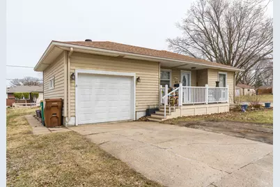 415 E Hawthorne Street, Albert Lea, MN 56007 - Photo 2