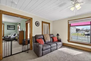 109 4th St NE, Stewartville, MN 55976 - Photo 8