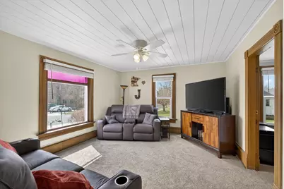 109 4th Street NE, Stewartville, MN 55976 - Photo 6