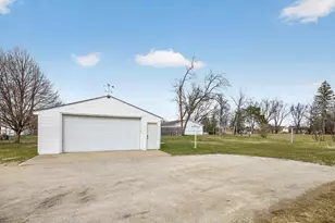 109 4th St NE, Stewartville, MN 55976 - Photo 38