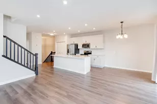 2217 Gateway Hill Rd, North Saint Paul, MN 55109 - Photo 10