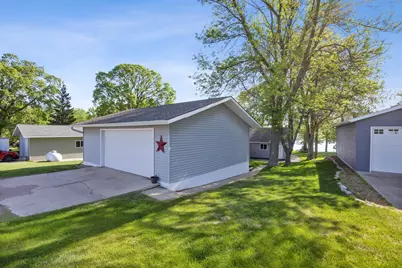 44042 Outlet Beach Road, Pelican Rapids, MN 56572 - Photo 32