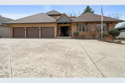 1128 Benton Street, Anoka, MN 55303 - Photo 2