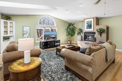 6859 Yuma Drive, Chanhassen, MN 55317 - Photo 8