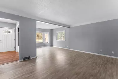 6240 W Broadway Avenue, Brooklyn Park, MN 55428 - Photo 14