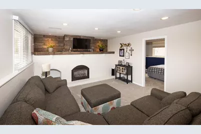 2617 4th Avenue S, Moorhead, MN 56560 - Photo 16