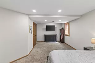 2541 Emerald Ln, Shakopee, MN 55379 - Photo 16