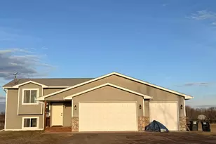 47575 Falcon Ave, Rush City, MN 55069 - Photo 4