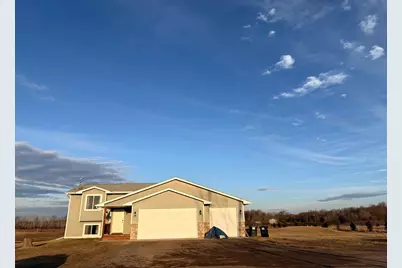 47575 Falcon Avenue, Rush City, MN 55069 - Photo 2