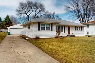 2141 Harmony Ave, Albert Lea, MN 56007 - Photo 1