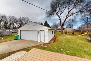 2141 Harmony Ave, Albert Lea, MN 56007 - Photo 12