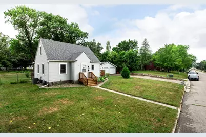 712 4th Avenue E, Alexandria, MN 56308 - Photo 30