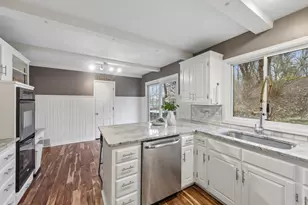 1533 Clare Ln, Wayzata, MN 55391 - Photo 12