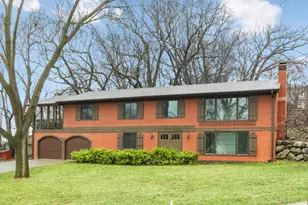 1533 Clare Ln, Wayzata, MN 55391 - Photo 1