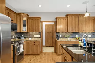 10590 Watersedge Lane, Woodbury, MN 55129 - Photo 38